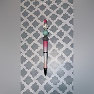 White and Pink ombré pen